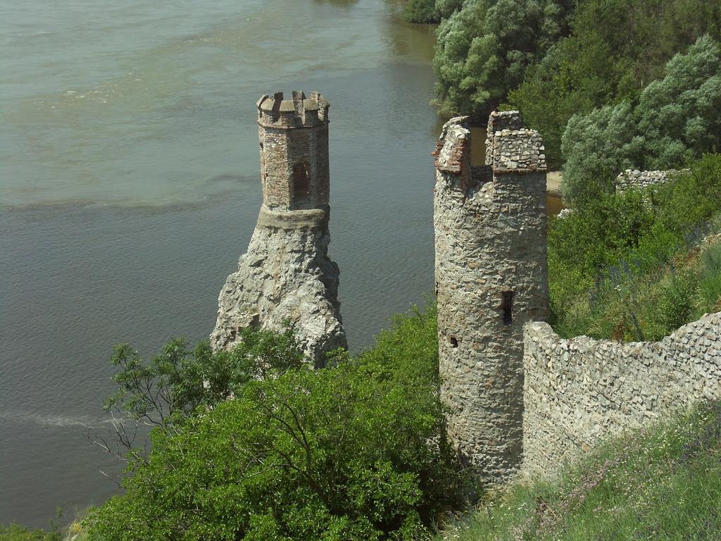 Hotel Hradna Brana Братислава Екстер'єр фото
