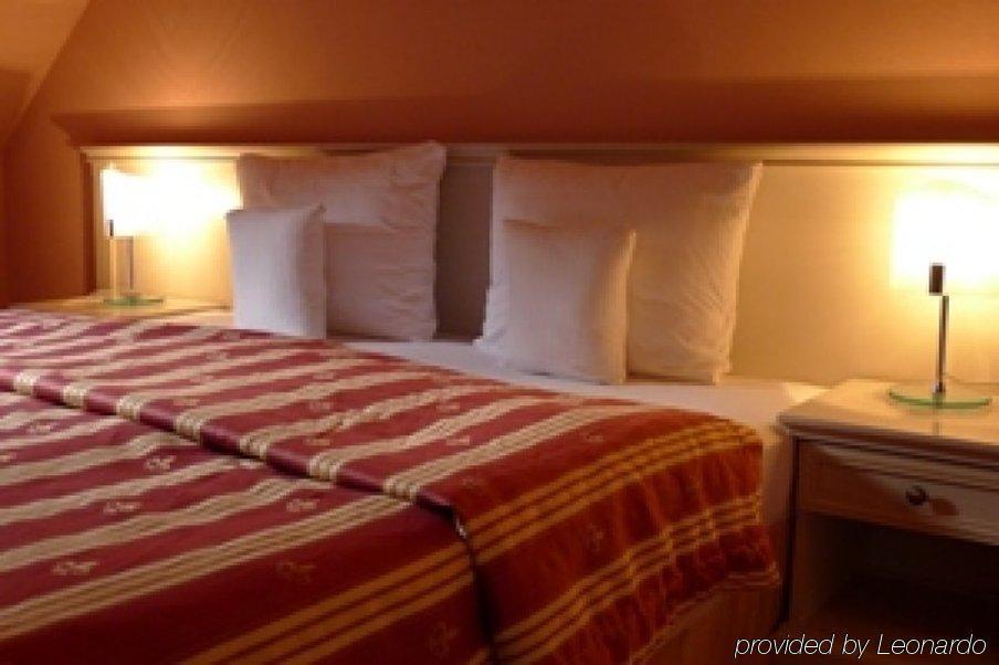 Hotel Hradna Brana Братислава Номер фото